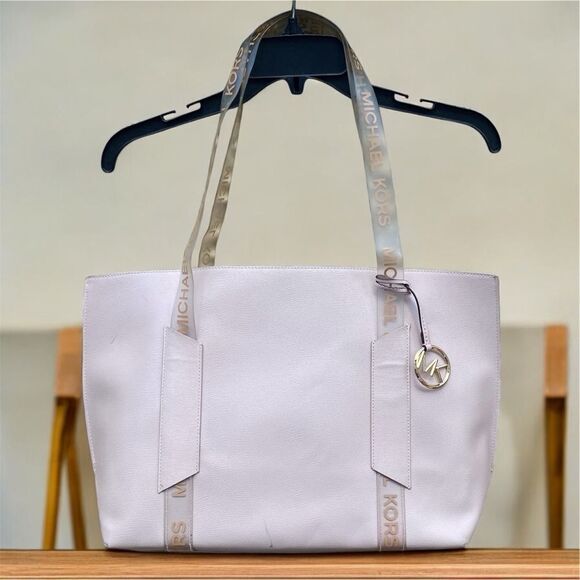 Michael Kors Cream/Beige/Blush Pink Logo Handle Tote Bag w/Logo Bag Charm - Picture 2 of 14